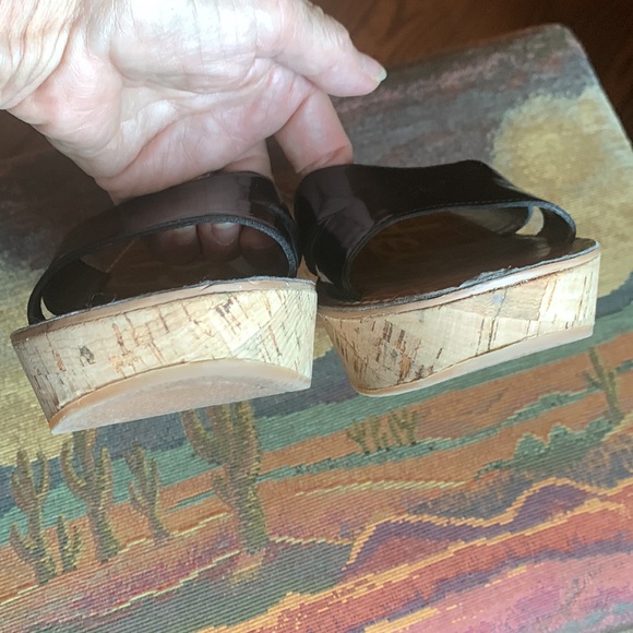 Sam Edelman black patent leather wedges w/ brown leather insole, rubber bottom 7 - Picture 7 of 11